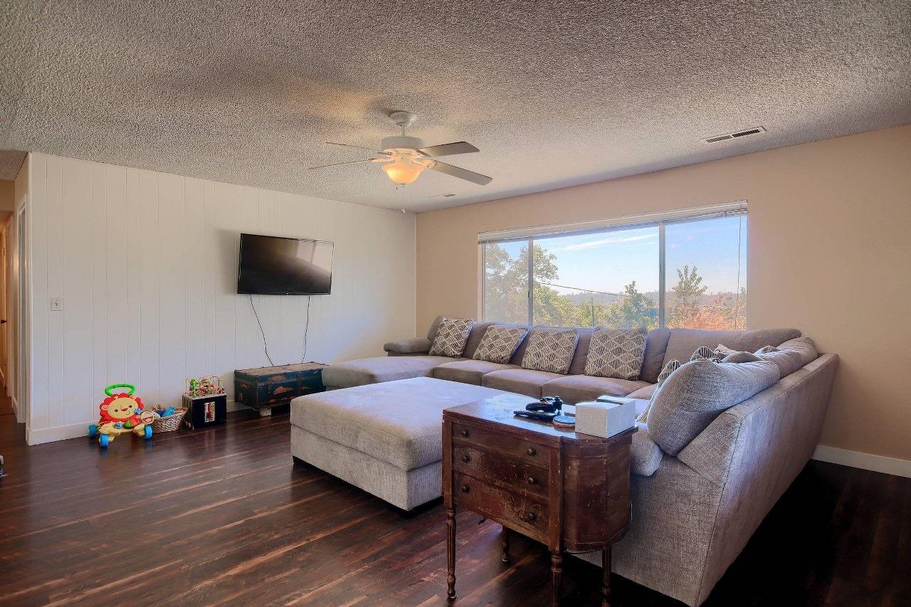 46212 Konklin Road Coarsegold, CA 93614 - Photo 7 of 33 Gallery Image 7