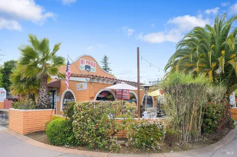 $950,000 | 13 Idro Way, Novato, CA 94945