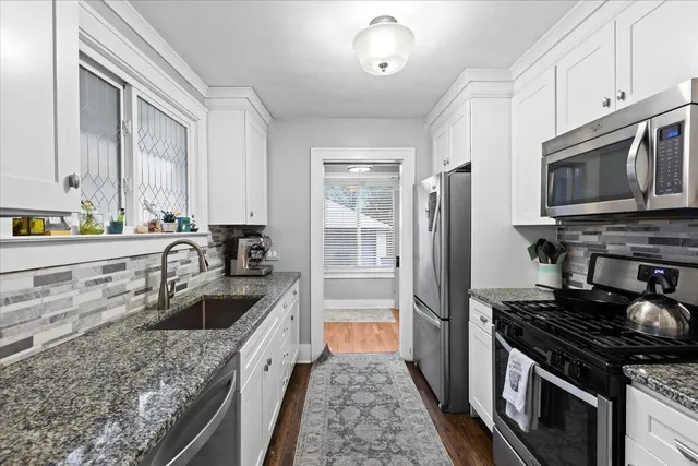 $2,450 | 575 East Lewiston Avenue, Ferndale, MI 48220