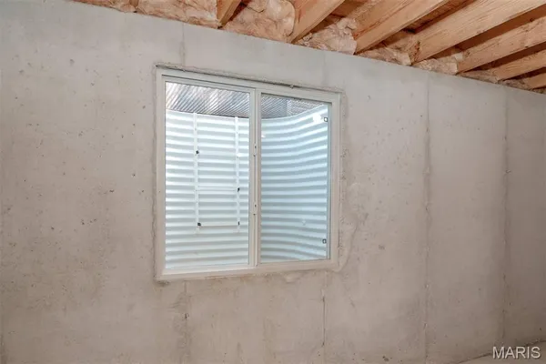 $284,900 | 1009 Black Bear Drive, House Springs, MO 63051