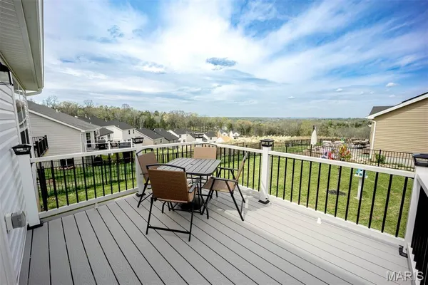 $284,900 | 1009 Black Bear Drive, House Springs, MO 63051