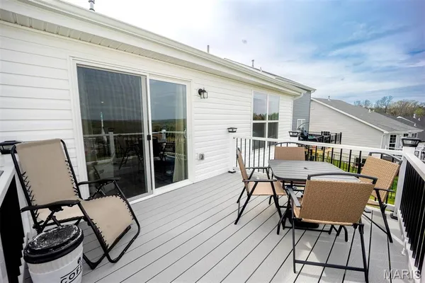 $284,900 | 1009 Black Bear Drive, House Springs, MO 63051