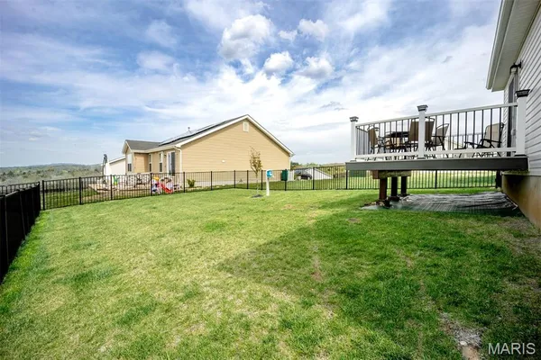 $284,900 | 1009 Black Bear Drive, House Springs, MO 63051