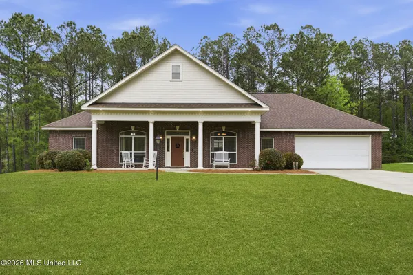 $365,000 | 210 Whistlers Way, Hattiesburg, MS 39402