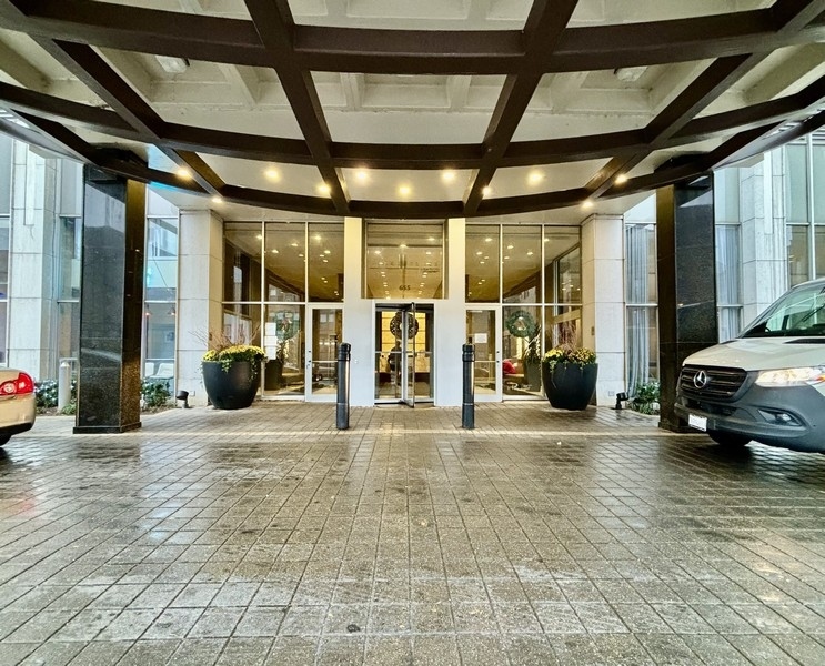655 West Irving Park Road, Unit 1706 Chicago, IL 60613 - Photo 1 of 1