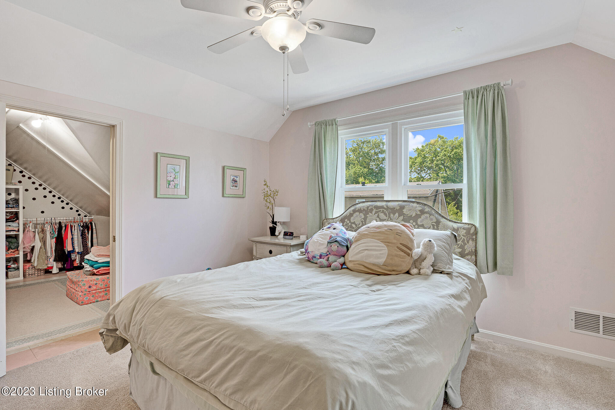306 Ring Road Louisville, KY 40207 - Photo 37 of 70 37 bed1
