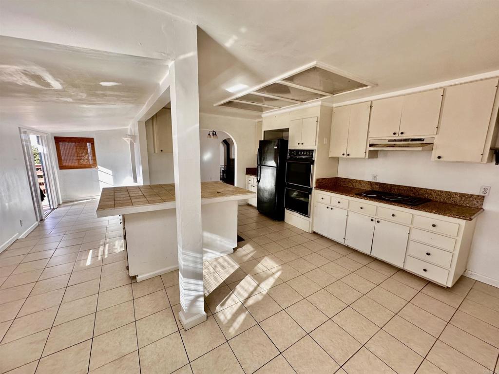 450 Hillside Terrace Vista, CA 92084 - Photo 14 of 23