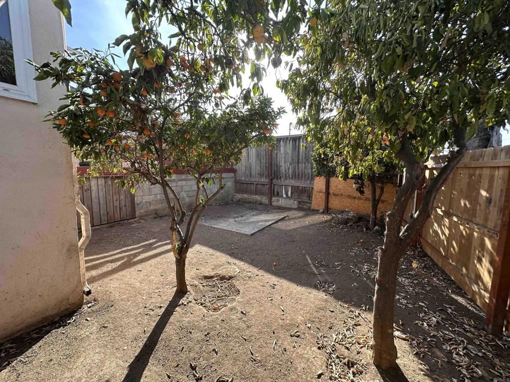 450 Hillside Terrace Vista, CA 92084 - Photo 19 of 23