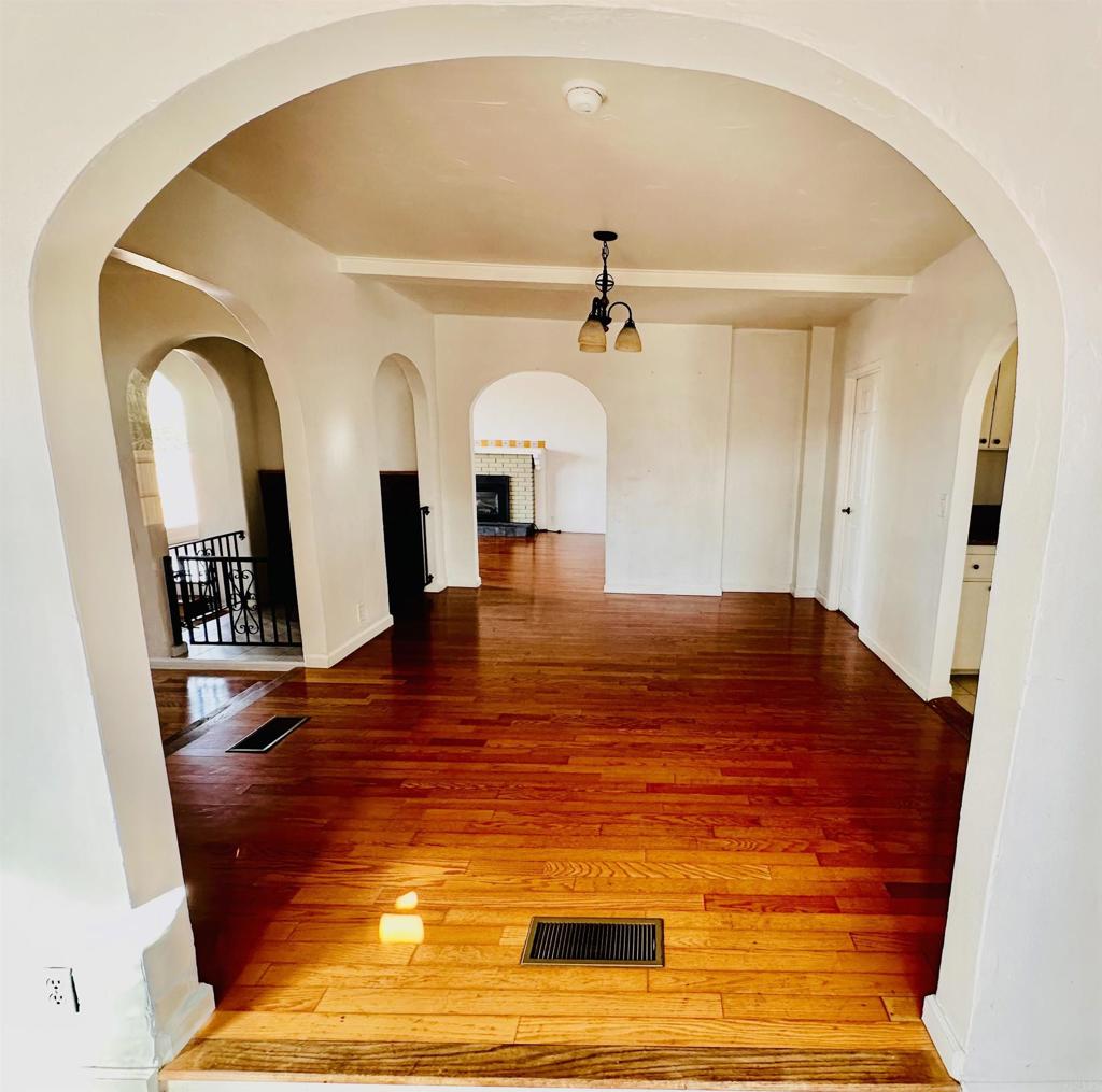 450 Hillside Terrace Vista, CA 92084 - Photo 9 of 23