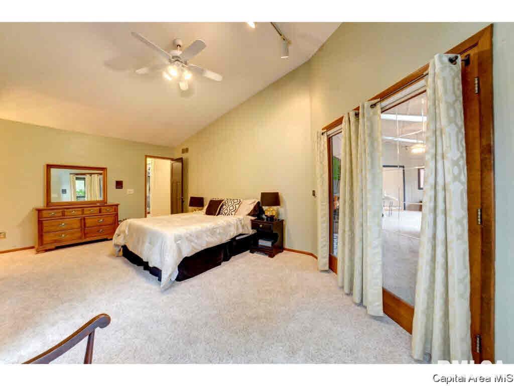 309 Thames River Road Springfield, IL 62711 - Photo 13 of 36