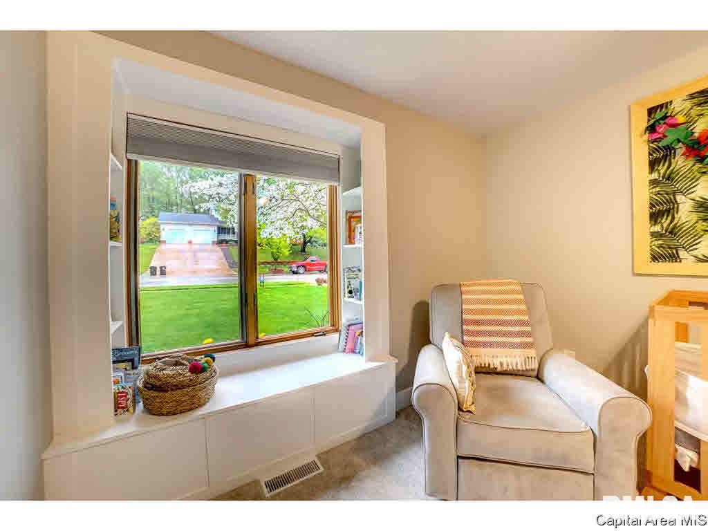 309 Thames River Road Springfield, IL 62711 - Photo 19 of 36