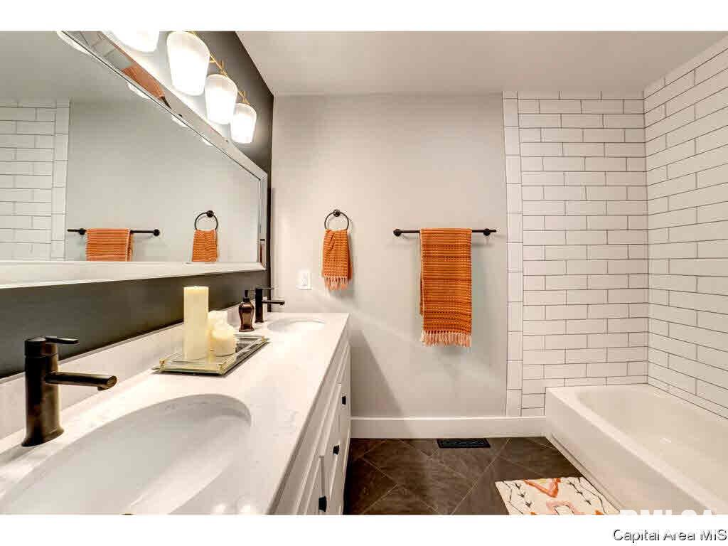 309 Thames River Road Springfield, IL 62711 - Photo 23 of 36