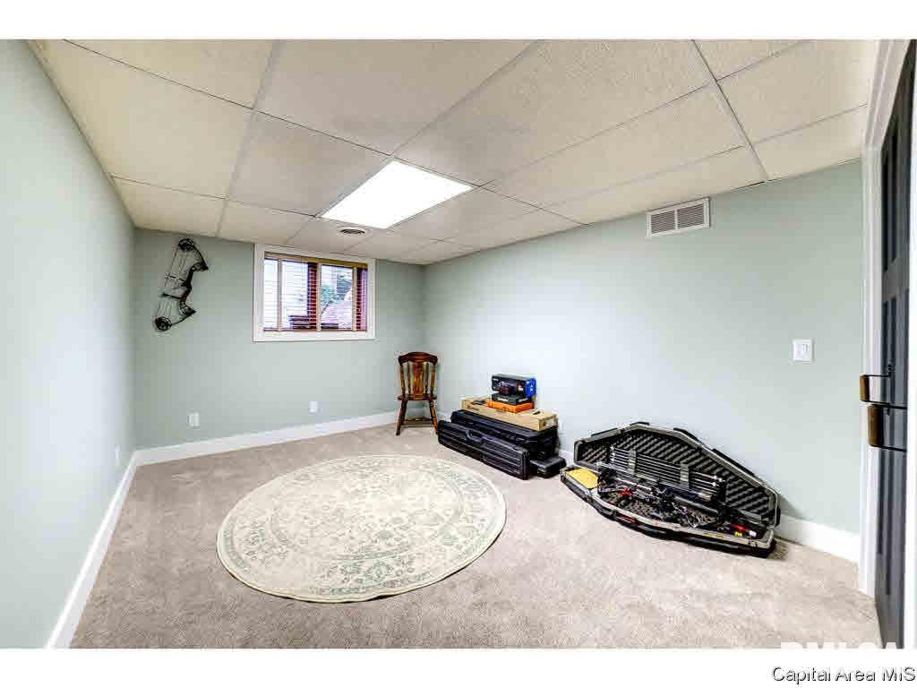 309 Thames River Road Springfield, IL 62711 - Photo 34 of 36
