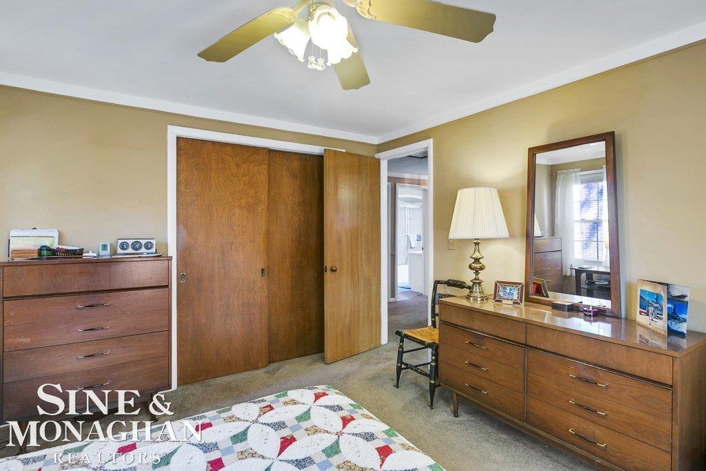 1854 Severn Road Grosse Pointe, MI 48236 - Photo 18 of 36 50109130-21.JPG