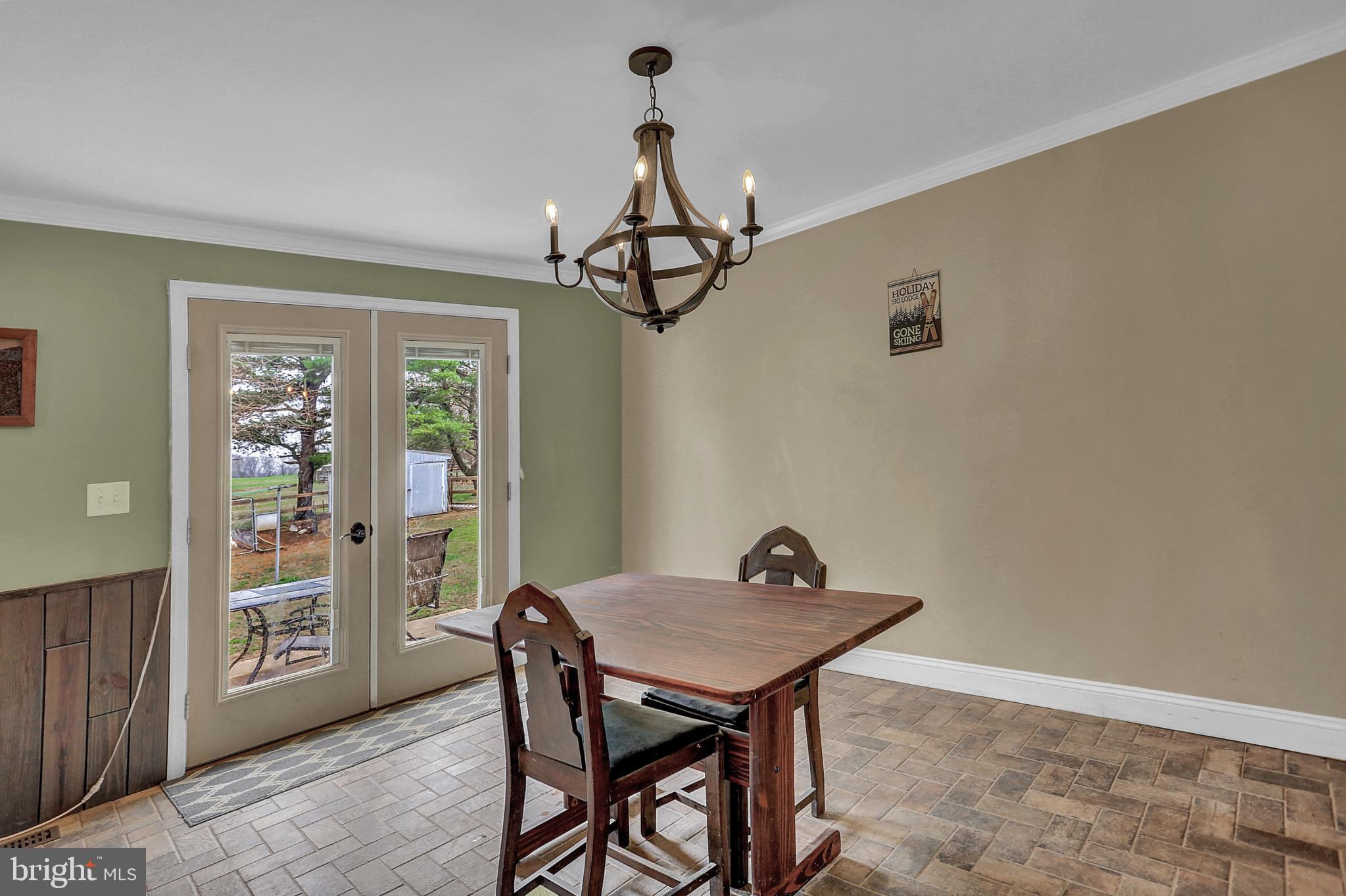 355 North Springdale Road Westminster, MD 21158 - Photo 8 of 29 Gallery Image 8