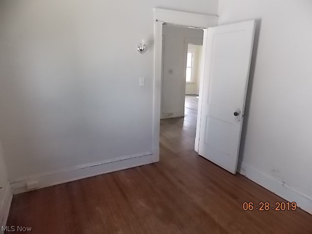 924 Nathaniel Road Cleveland, OH 44110 - Photo 6 of 22