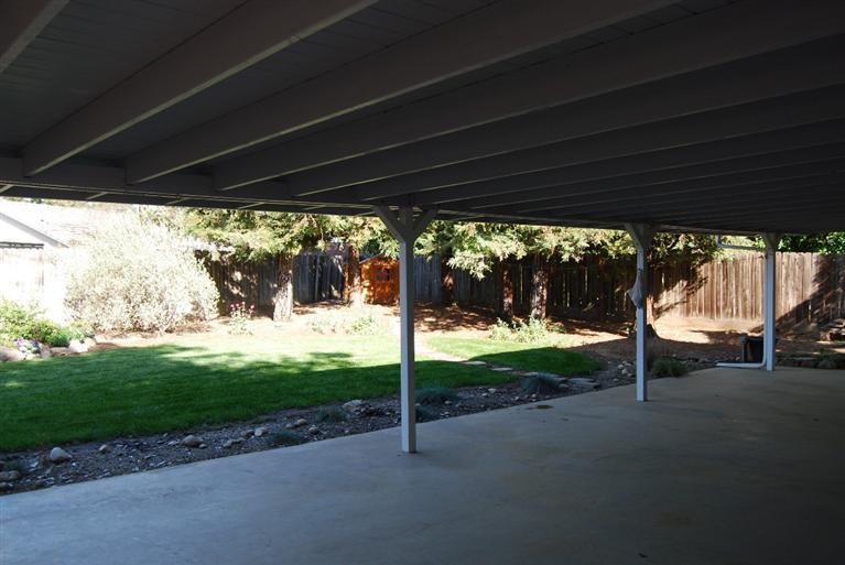 1456 Thompson Court Reedley, CA 93654 - Photo 10 of 14 Gallery Image 10