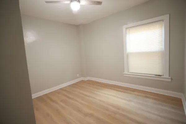 $1,850 | 637 West 59th Street, Chicago, IL 60621