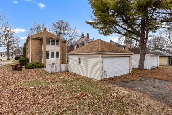 $165,000 | 1022 15th Street, Rockford, IL 61104