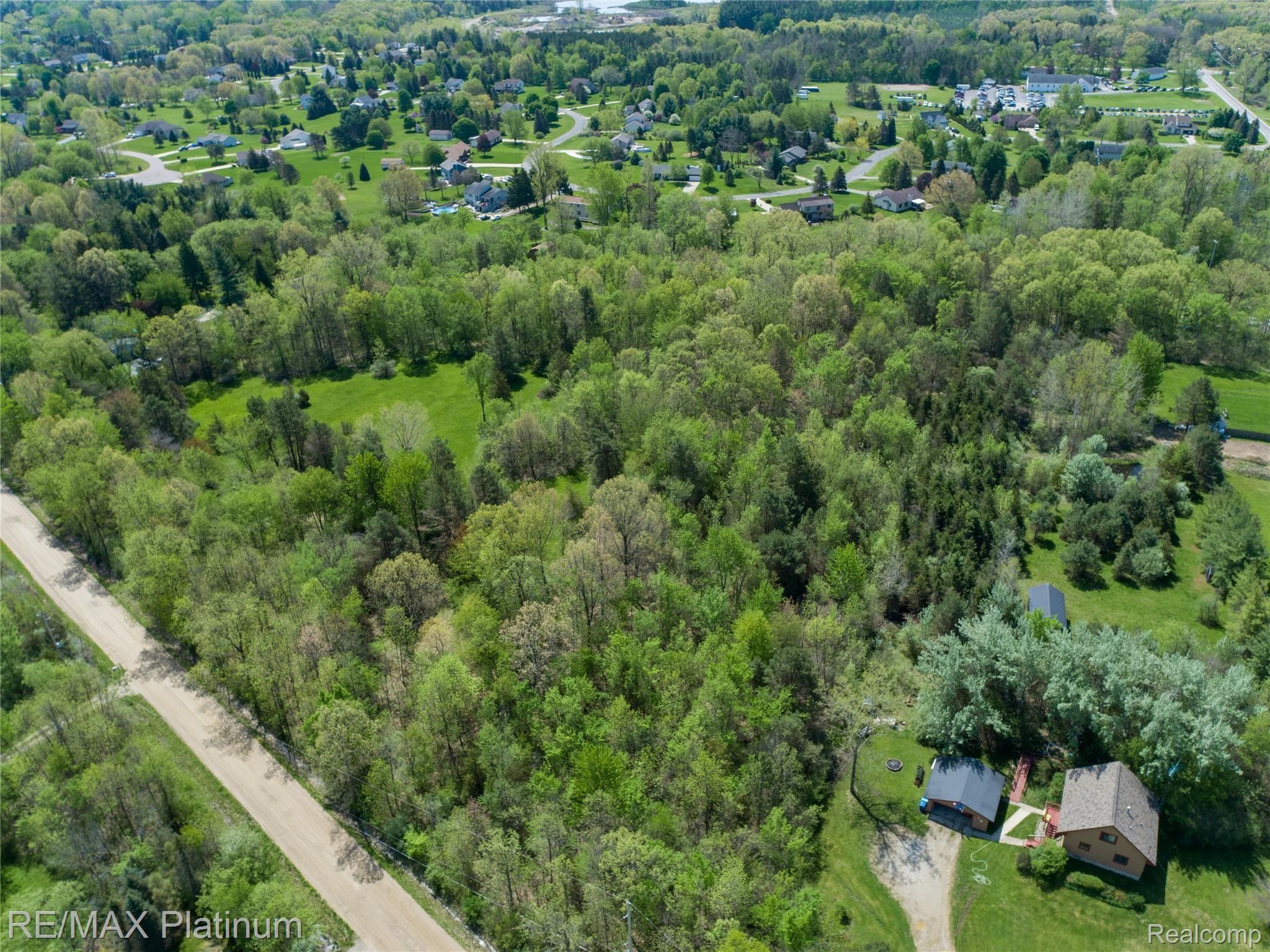 5449 Lobdell Road Fenton, MI 48430 - Photo 9 of 19 Lobdell Road Lots HDR3.jpg