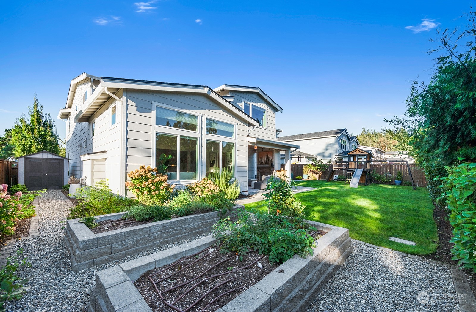 23932 104th Avenue West Edmonds, WA 98020 - Photo 24 of 39 a front view of a house with garden