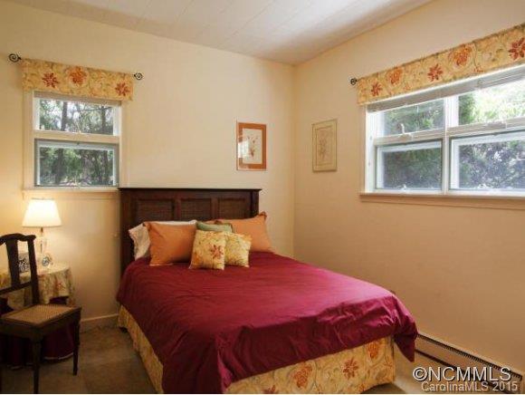 157 Windsor Road Asheville, NC 28804 - Photo 14 of 25 Gallery Image 14