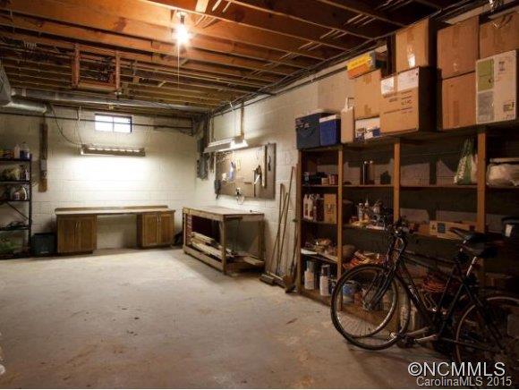 157 Windsor Road Asheville, NC 28804 - Photo 20 of 25 Gallery Image 20