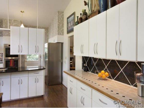 157 Windsor Road Asheville, NC 28804 - Photo 5 of 25 Gallery Image 5