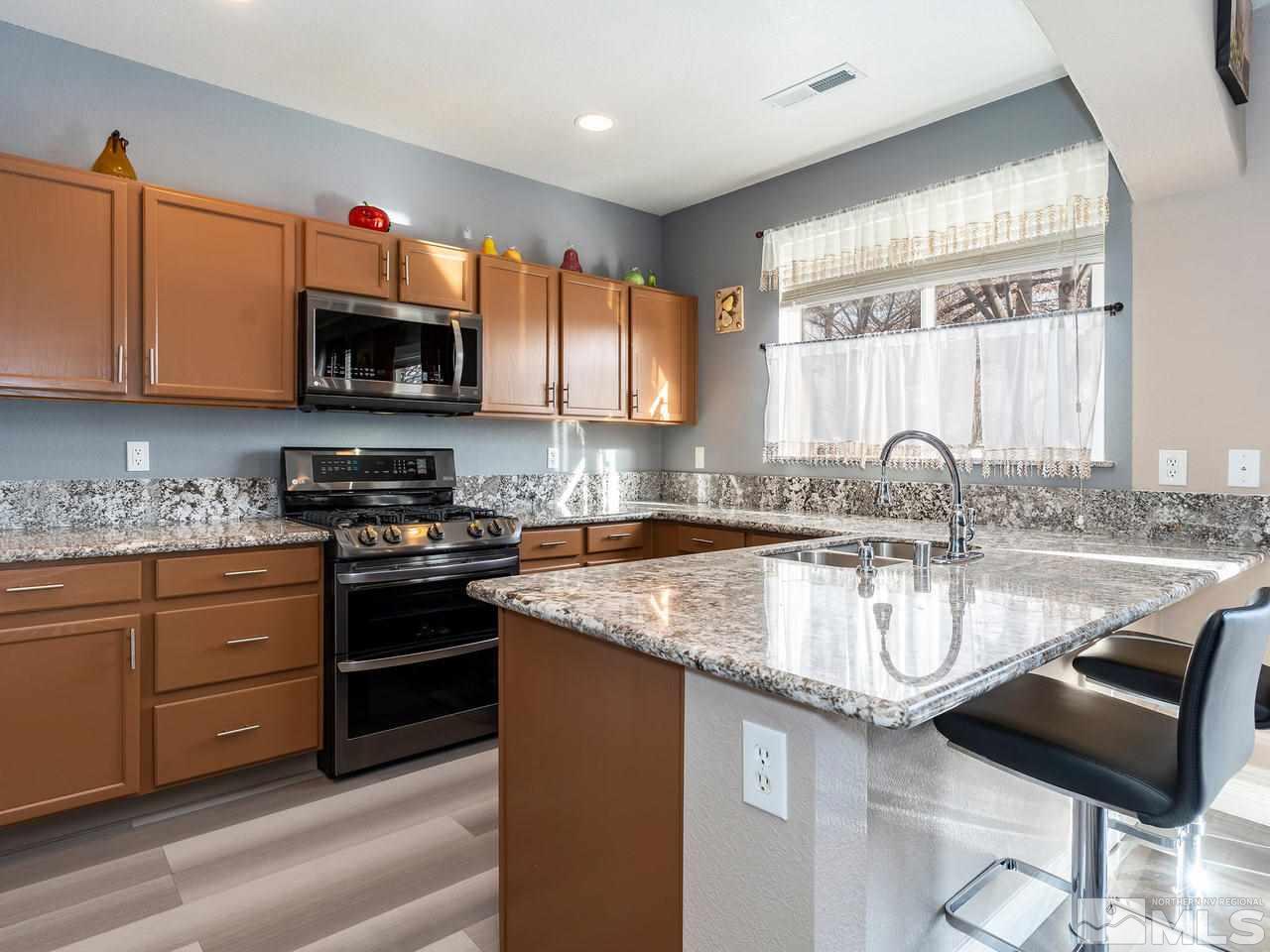 3424 Cypress Way Reno, NV 89502 - Photo 3 of 16 Photo 3
