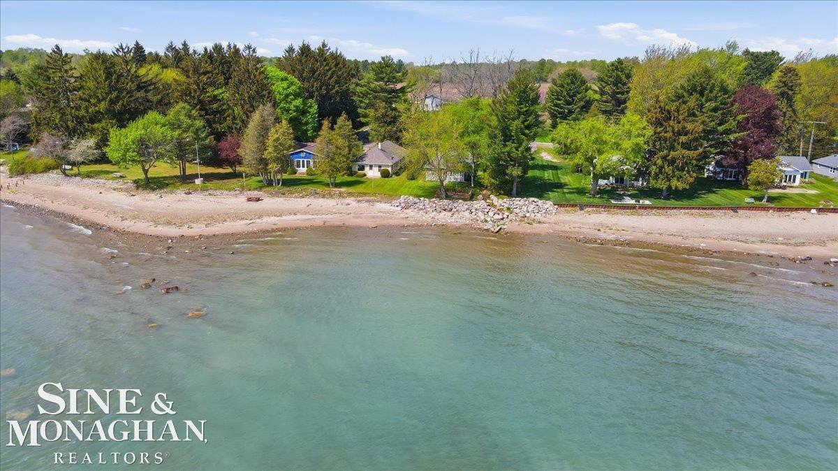 637 South Lakeshore Road Port Sanilac, MI 48469 - Photo 38 of 49