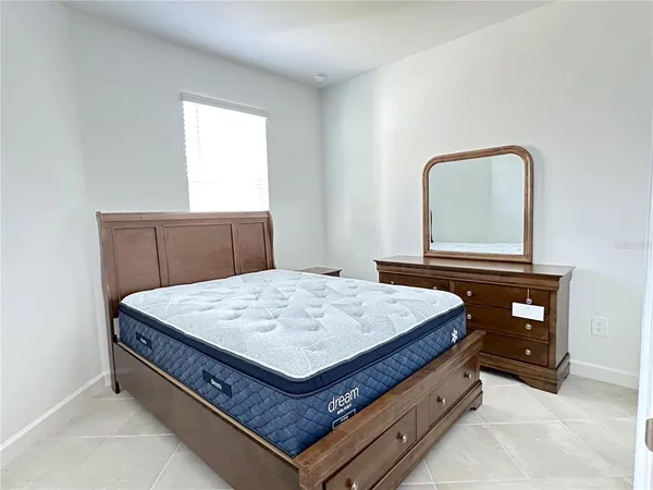 $2,300 | 8225 Shore Lake Drive, Englewood, FL 34224