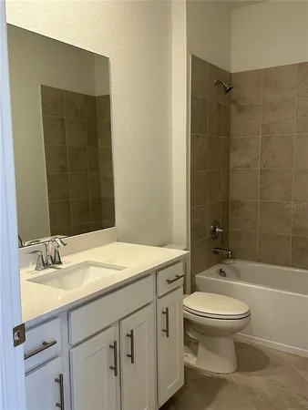 $2,300 | 8225 Shore Lake Drive, Englewood, FL 34224