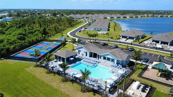 $2,300 | 8225 Shore Lake Drive, Englewood, FL 34224