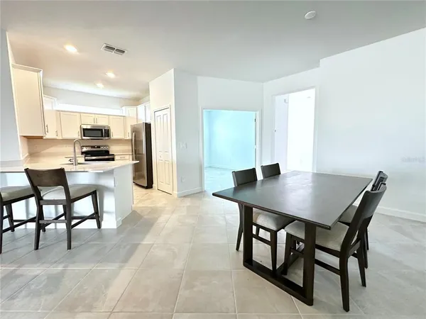 $2,300 | 8225 Shore Lake Drive, Englewood, FL 34224