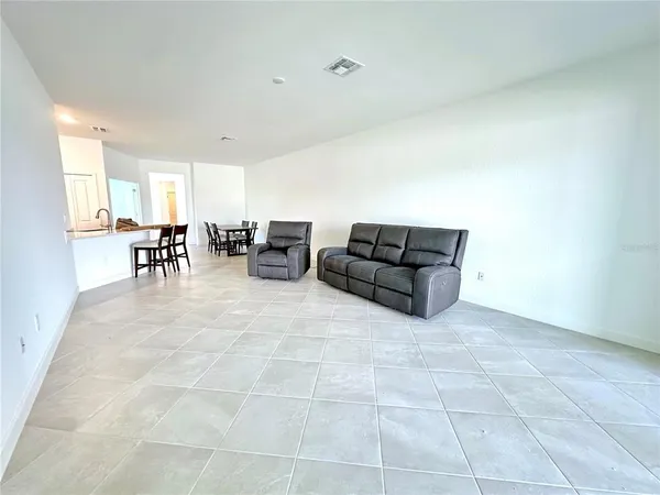 $2,300 | 8225 Shore Lake Drive, Englewood, FL 34224