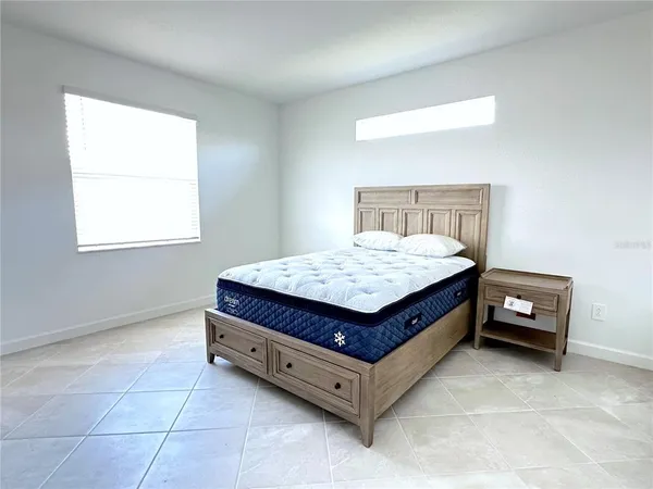 $2,300 | 8225 Shore Lake Drive, Englewood, FL 34224