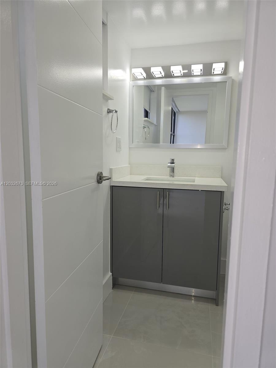17021 North Bay Road, Unit 601 Sunny Isles Beach, FL 33160 - Photo 12 of 19