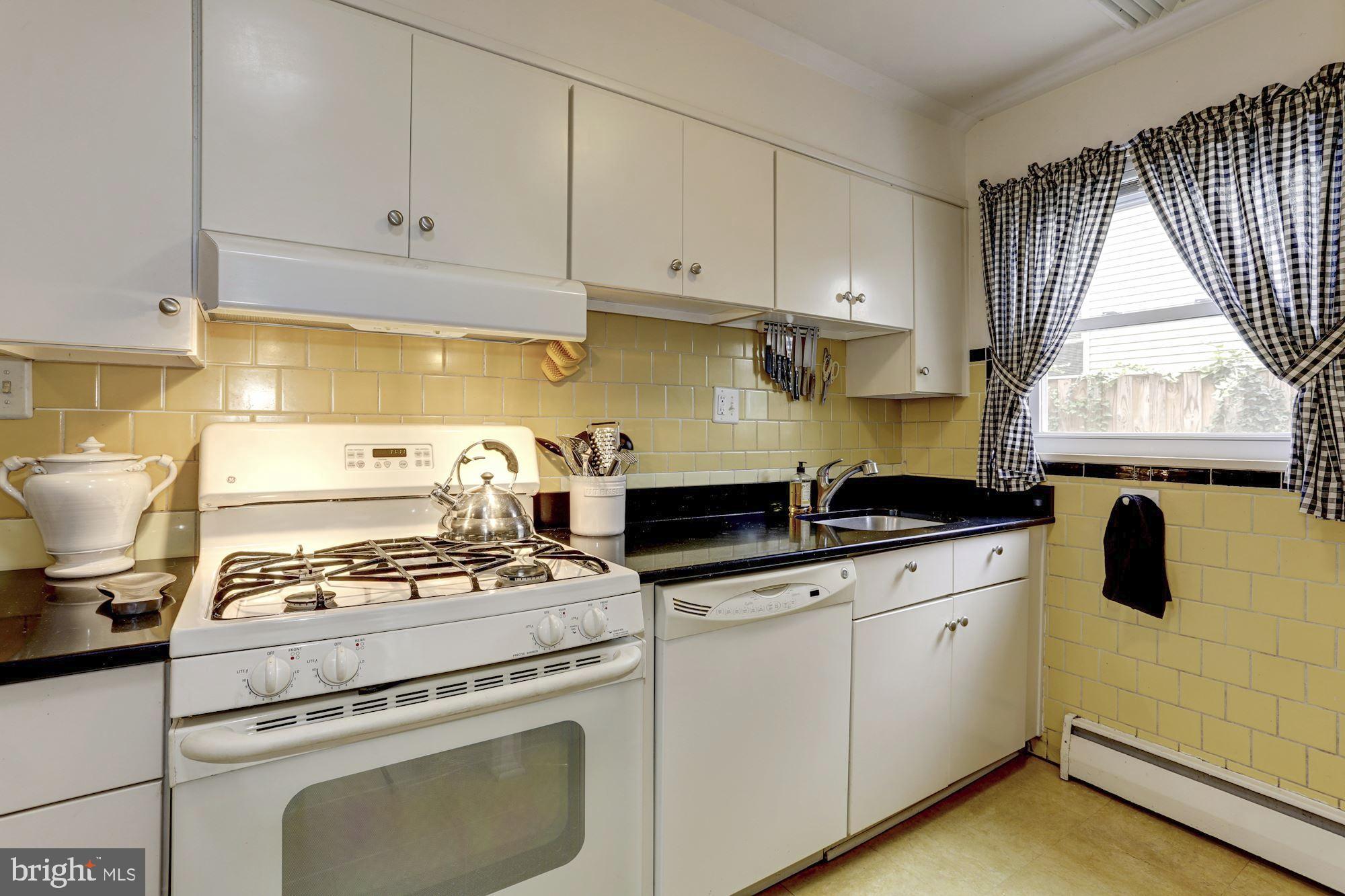 12608 Holdridge Road Silver Spring, MD 20906 - Photo 16 of 41