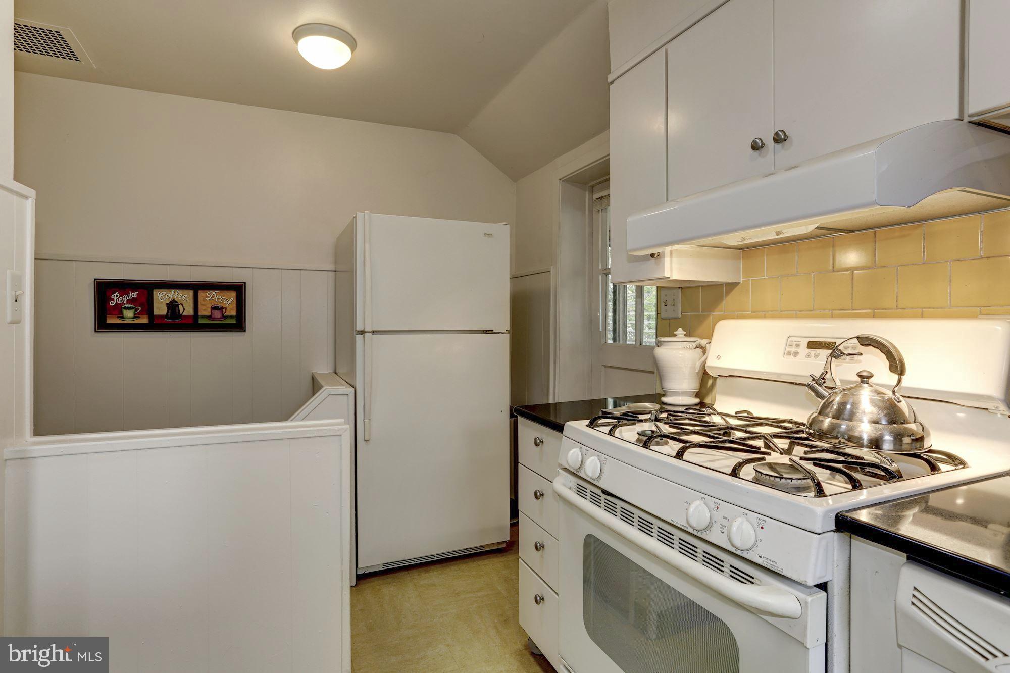 12608 Holdridge Road Silver Spring, MD 20906 - Photo 18 of 41