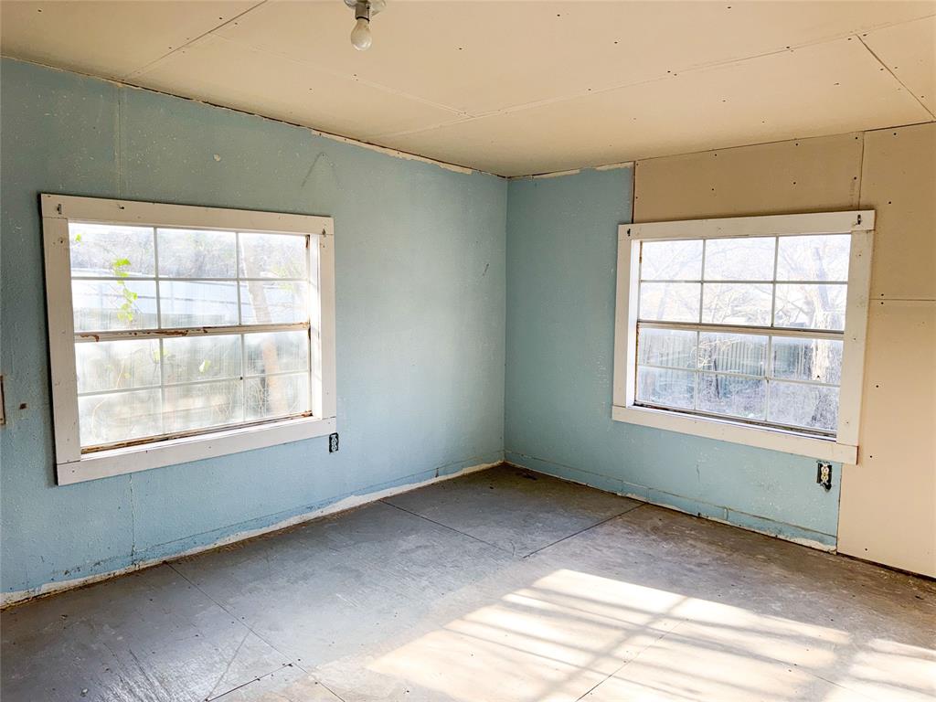 306 West 3rd Street Cisco, TX 76437 - Photo 25 of 35