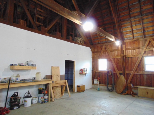 3569 East Polk Road Ithaca, MI 48847 - Photo 53 of 64 1885438-52.JPG