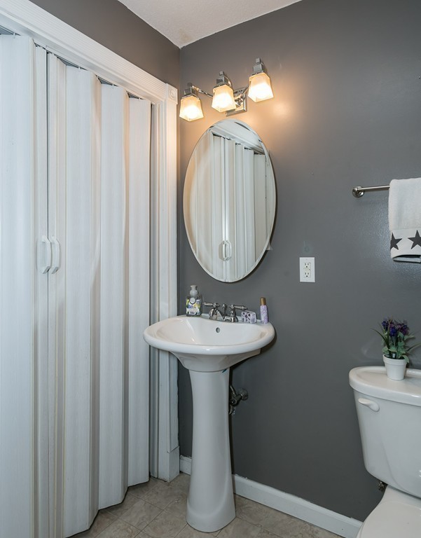 35 Burlingame Road Palmer, MA 01069 - Photo 10 of 21 Gallery Image 10