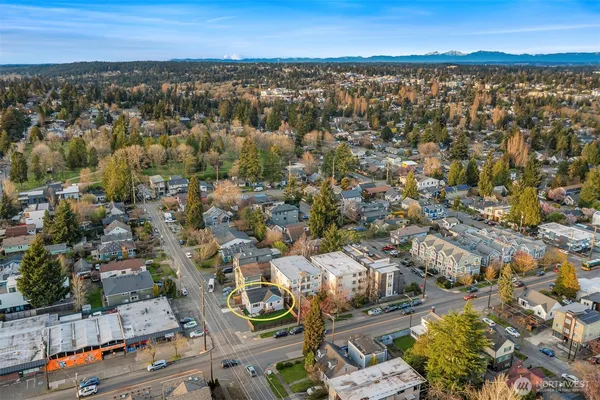 $1,050,000 | 1016 Northwest 85th Street, Seattle, WA 98117