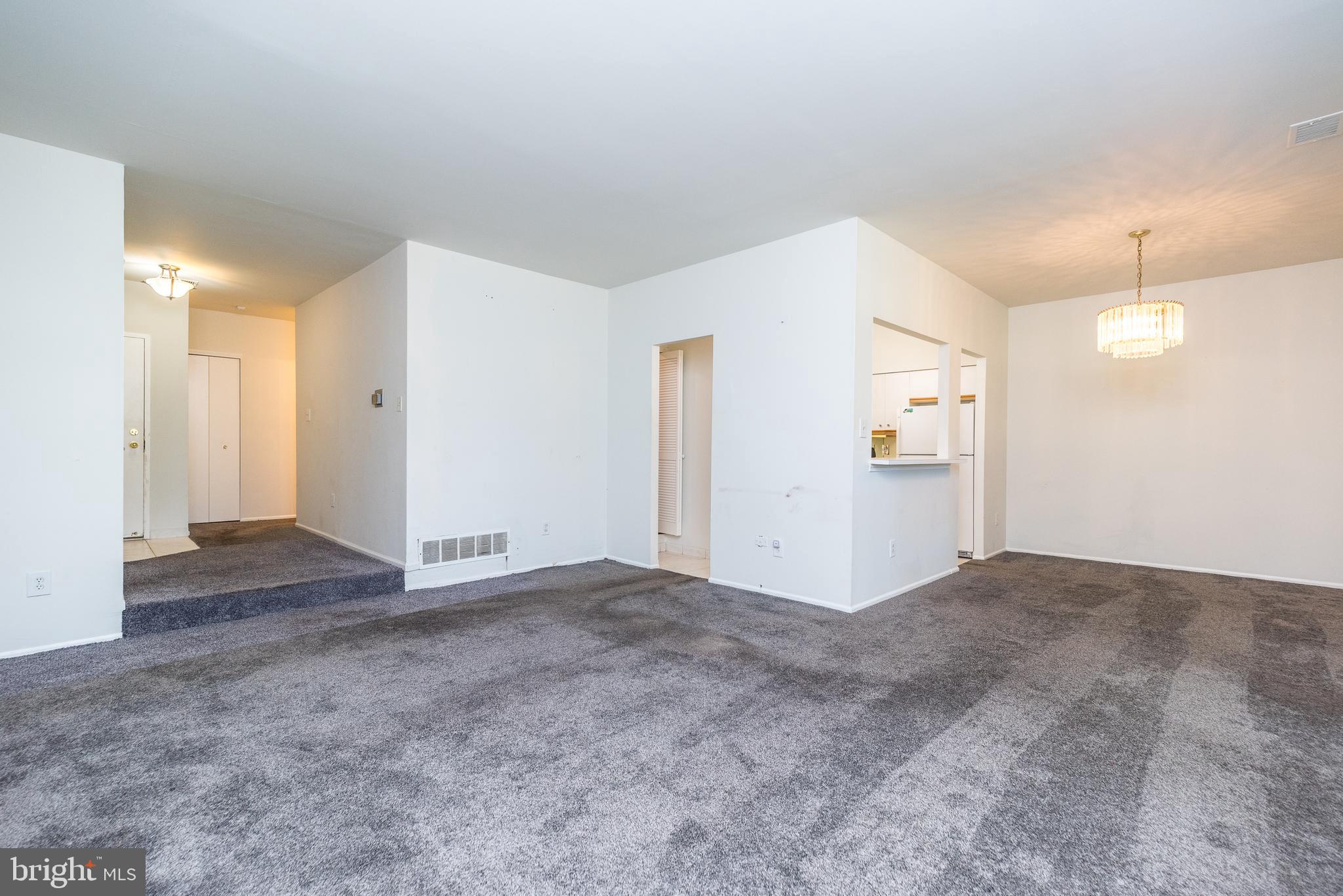 301 Byberry Road, Unit E10 Philadelphia, PA 19116 - Photo 5 of 15 Gallery Image 5