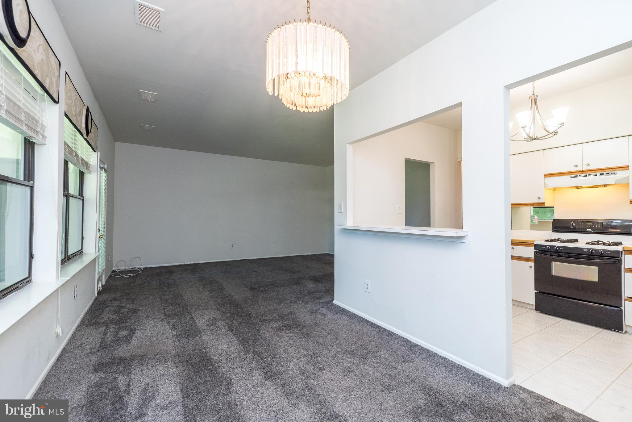 301 Byberry Road, Unit E10 Philadelphia, PA 19116 - Photo 6 of 15 Gallery Image 6