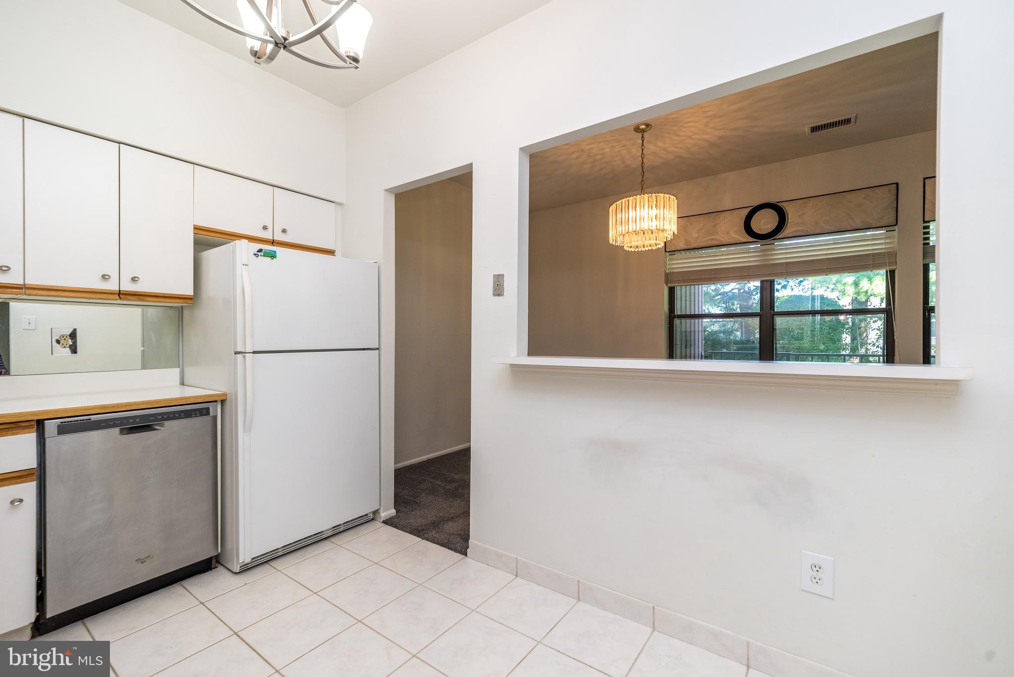 301 Byberry Road, Unit E10 Philadelphia, PA 19116 - Photo 9 of 15 Gallery Image 9