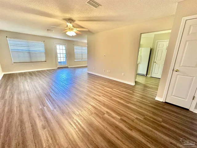 $1,895 | 3331 Two Sisters Way, Pensacola, FL 32505