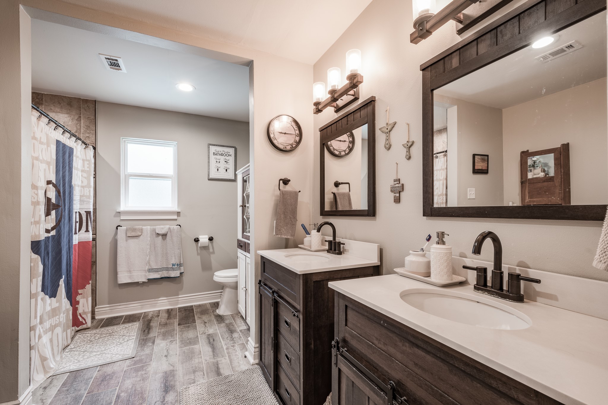 3600 Autumn Lane Baytown, TX 77521 - Photo 32 of 47