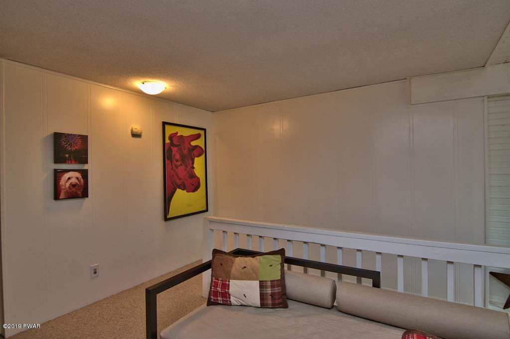 2025 Roamingwood Road Lake Ariel, PA 18436 - Photo 42 of 86
