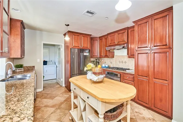 $1,899,000 | 784 Eaton Drive, Pasadena, CA 91107